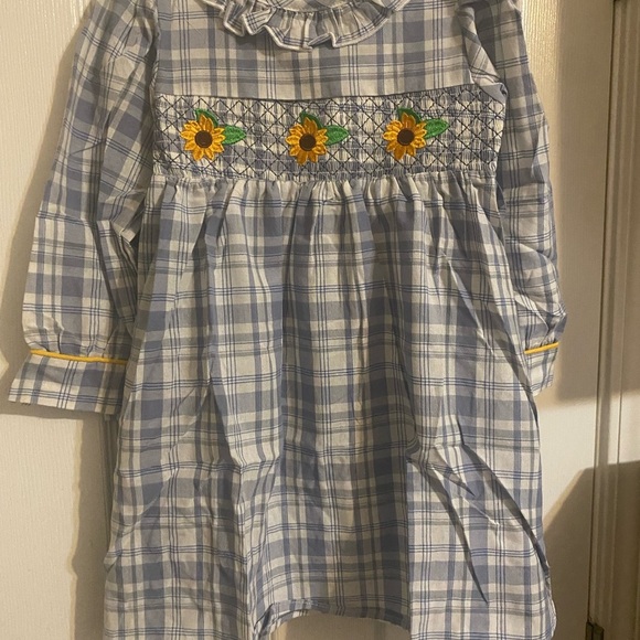 New Smocked Sunflower Dress - Picture 4 of 9